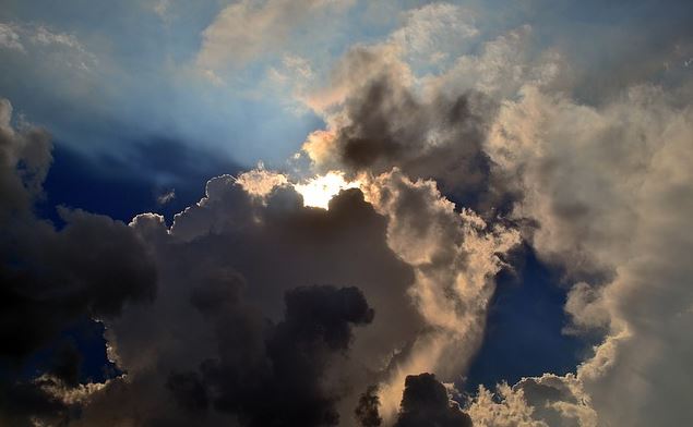 Teheran pod alarmantnim nivoom zagađenja dok ekološka kriza potresa Iran