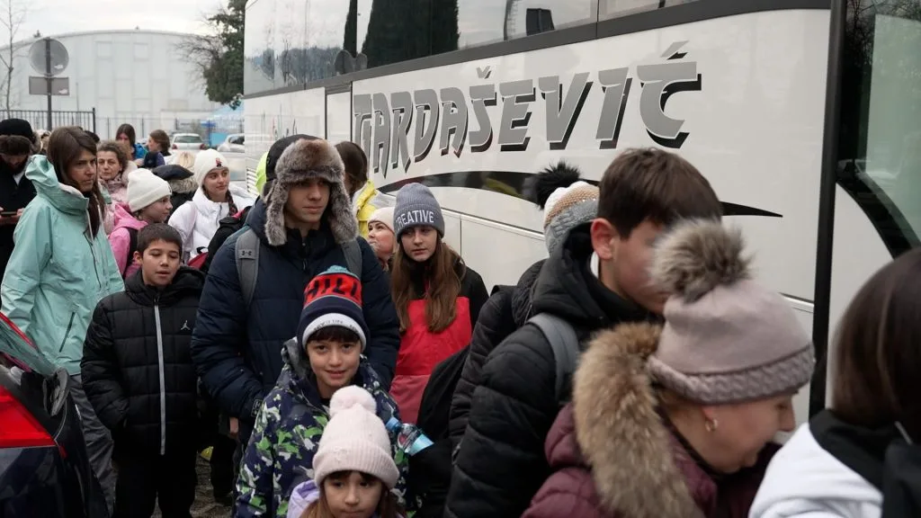 Počeo organizovani besplatni prevoz iz Podgorice do ski-centra Kolašin 1600