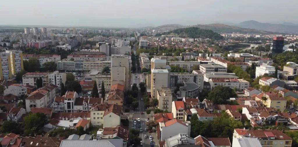 (VIDEO) Kapičić: Vlasti u Podgorici prijeti nestabilnost ali su vanredni izbori posljednja opcija; Ćuković: Državna vlast ne može biti ugrožena