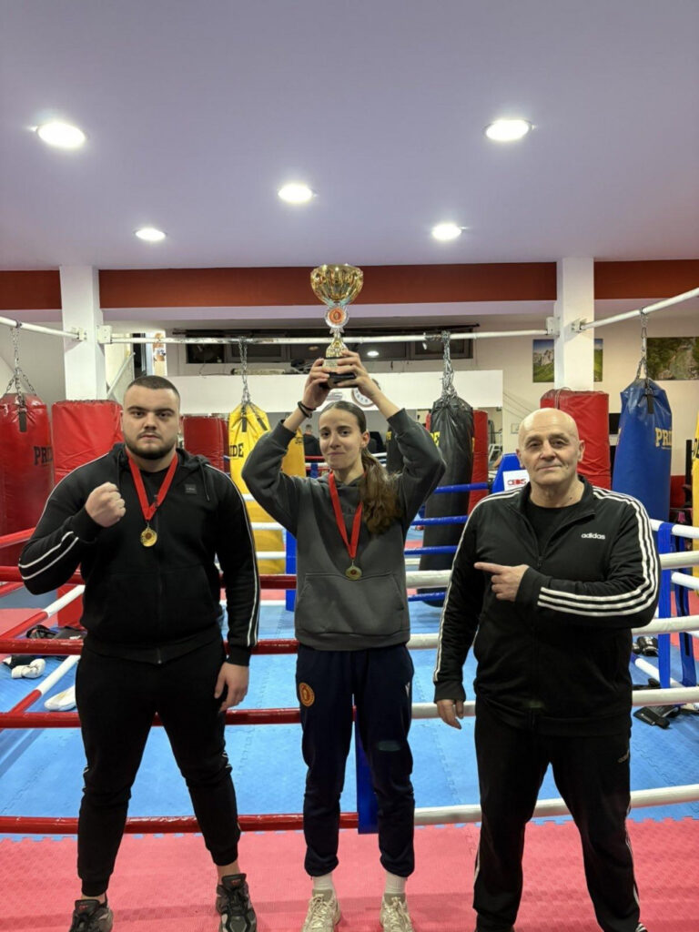 Dvije titule prvaka države za boksere Rada