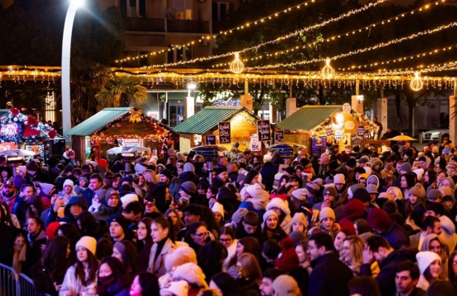 Pogledajte kako se proslavljala Nova godina na trgovima