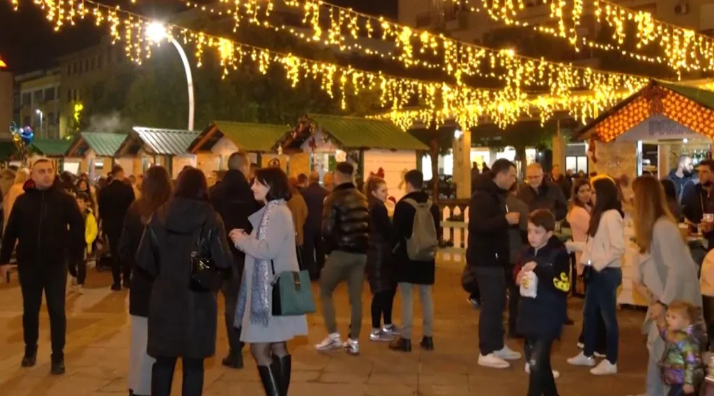 Objavljen Javni poziv za davanje u zakup montažnih kućica za organizaciju Novogodišnjeg pazara