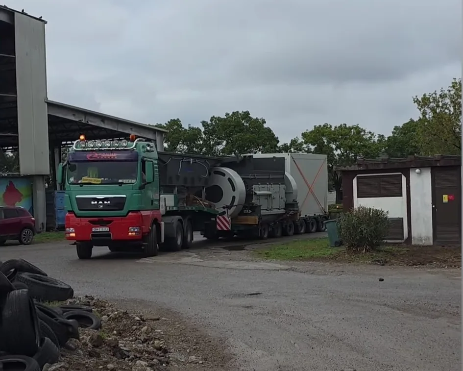 Božović: Stigla prva mašina specijalizovana za otpadne gume