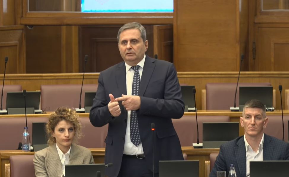 Radunović: Rok za legalizaciju je neograničen, razmotrićemo da se produži rok za predaju elaborata