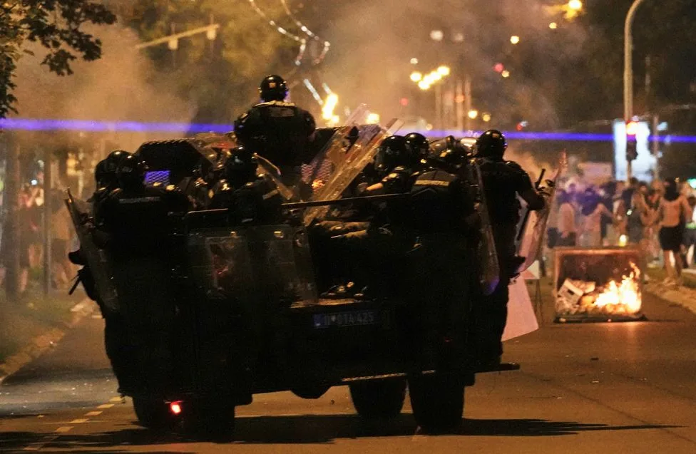 Ambasador EU u Srbiji pozvao na izbjegavanje nasilja