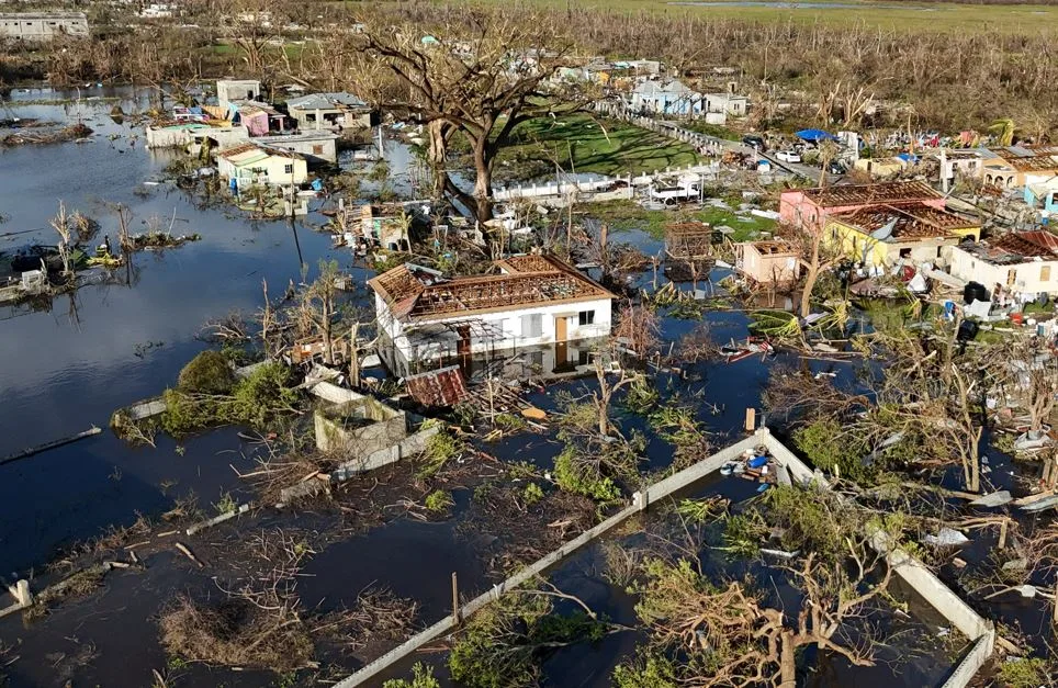 Uragan Melisa odnio skoro 30 života na Karibima, kreće se ka Bermudima