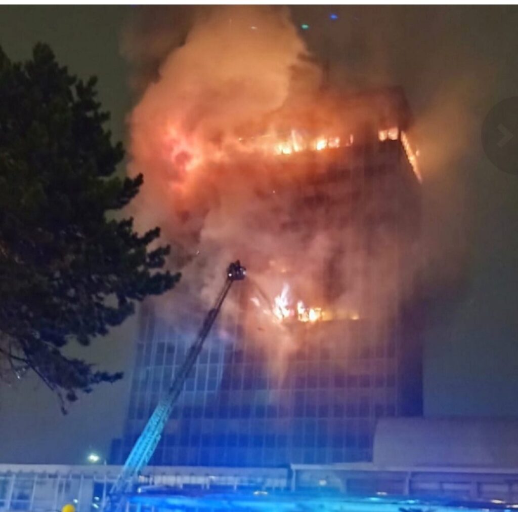 Tinejdžeri uhapšeni zbog Vjesnika ostaju u zatvoru