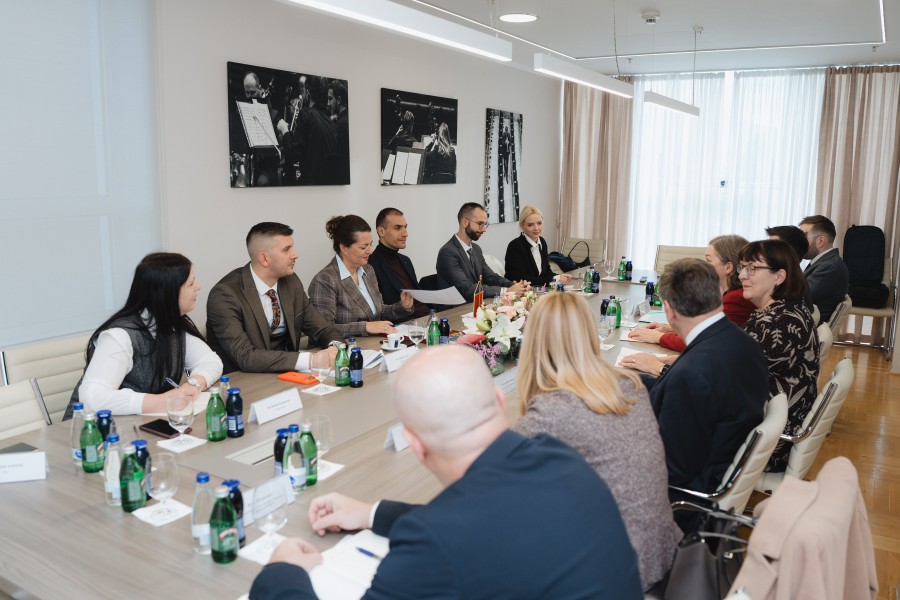 Vujović: Izvrsna saradnja sa ambasadom Ujedinjenog Kraljevstva i Britanskim savjetom