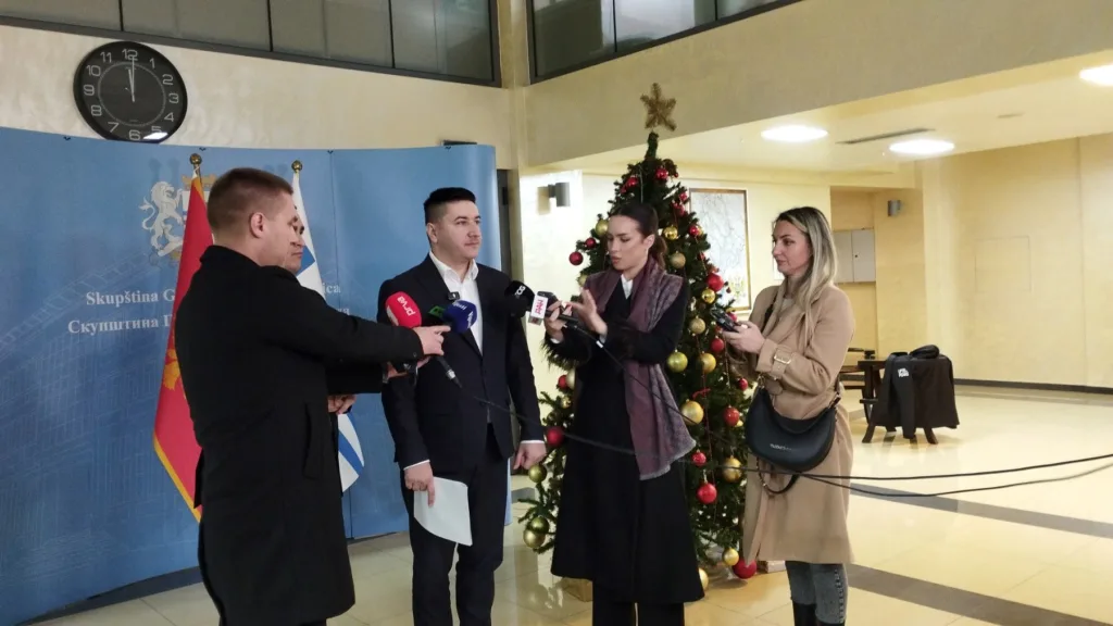 Dajković: Slobodna Crna Gora napušta vlast u Podgorici