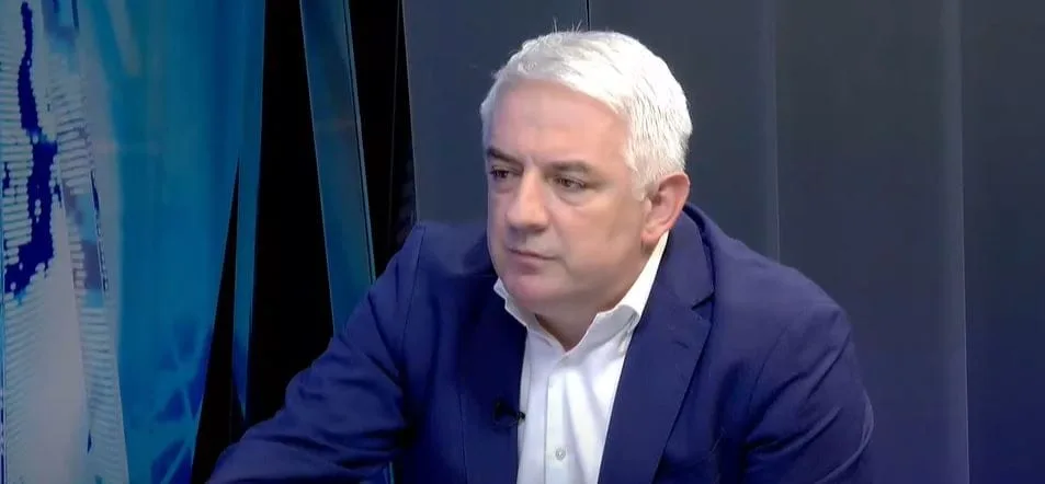 Vučurović: Nadležni da odmah uklone ploču u Morinju i doprinesu smirivanju situacije