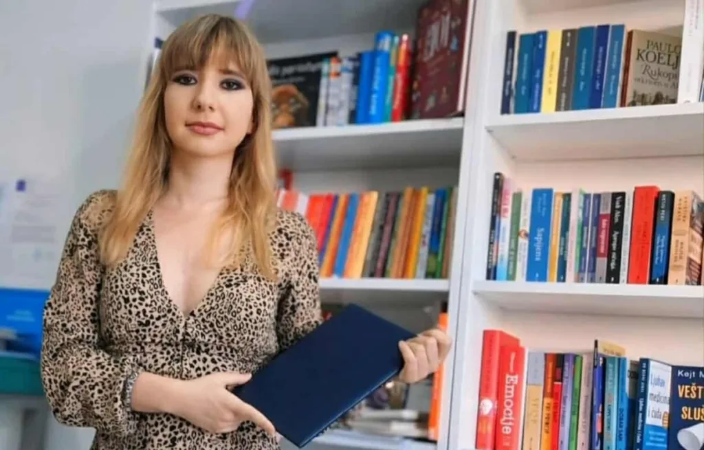 Priča Sandre Hadžije: Od ljubavi prema čitanju do Moje male knjižare – mjesta koje inspiriše