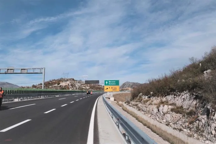 ASP: Za 18 članova Jedinice za auto-put 848.000 eura