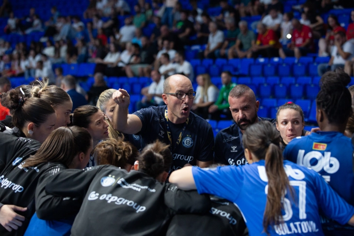 Đer ubjedljiv u Morači