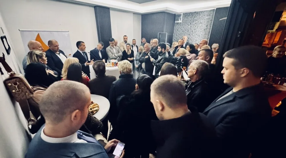 Demokrate nastavile reevidenciju članstva