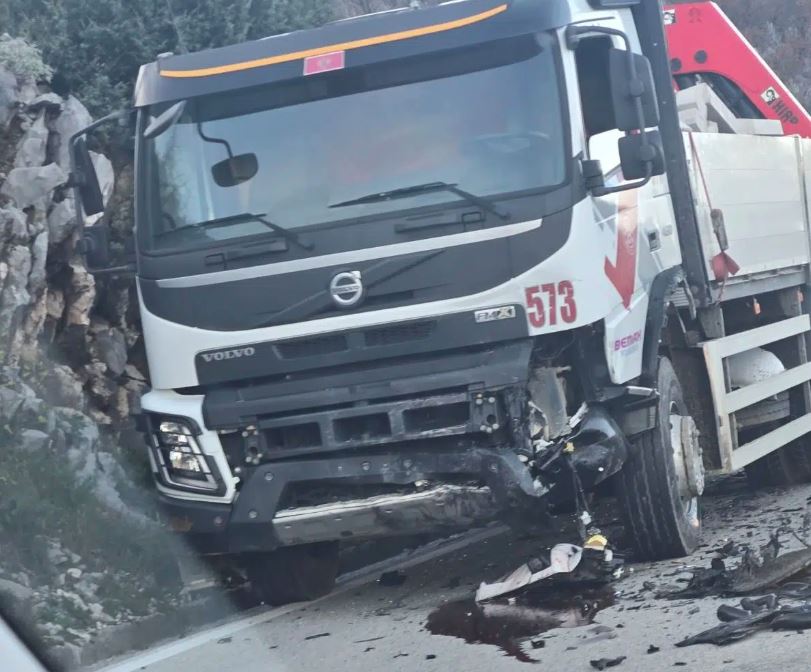 Udes kod Drenoštice: Jedna osoba poginula