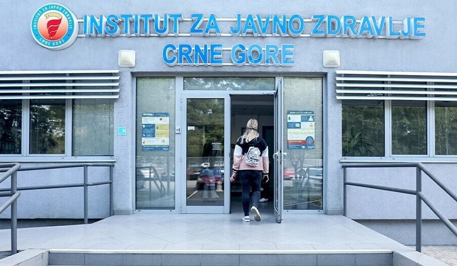 IJZ: Javiti se ljekaru u slučaju otežanog disanja, bola u grudima ili vrtoglavice