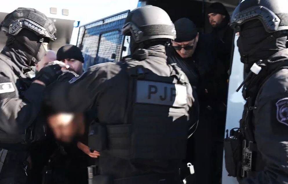 (VIDEO) Grčka izručila Đukića i Kraljevića Crnoj Gori