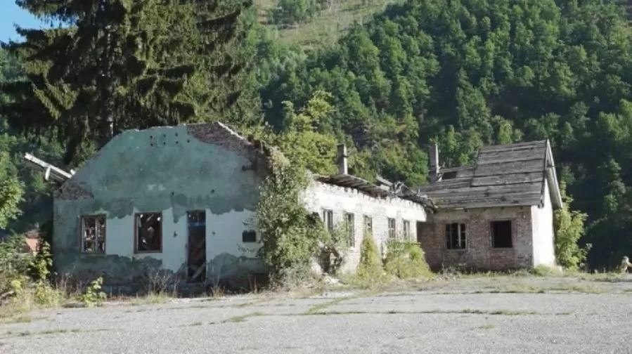 Mreža NVO: Zaustaviti propadanje zaboravljenih kasarni 