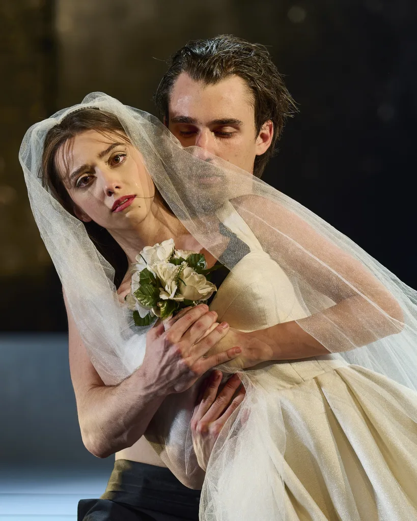 Uspjeh CNP-a na Festivalu glumca u Nikšiću: Nadi Vukčević nagrada za najbolju žensku ulogu, a Luki Stankoviću i Ivoni Raković za najbolji partnerski odnos