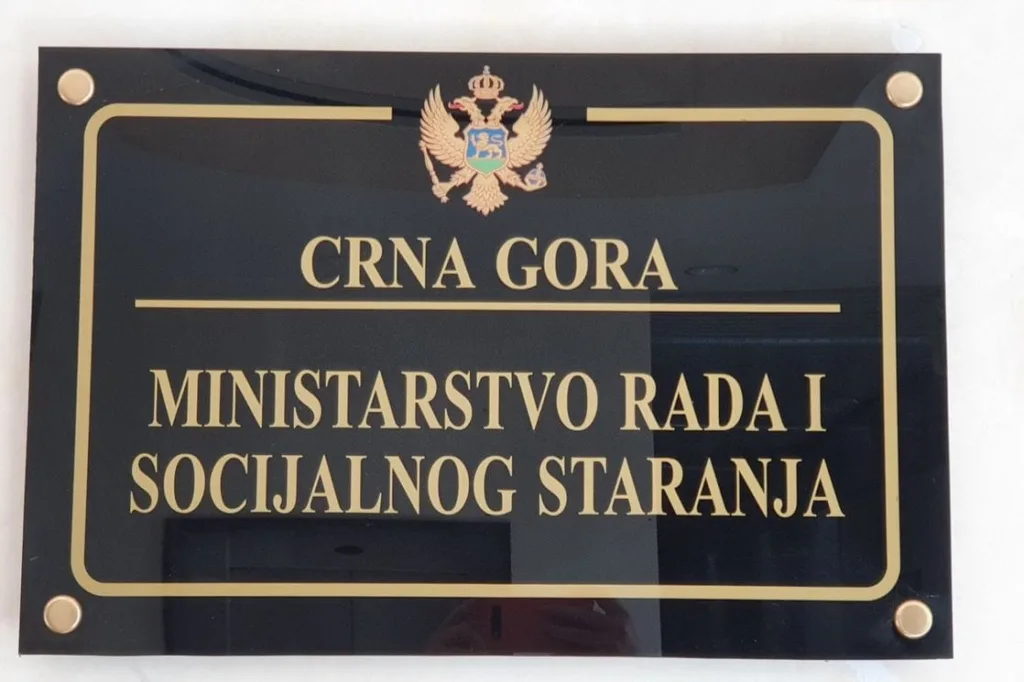 Javne konsultacije o Nacrtu strategije zapošljavanja Crne Gore