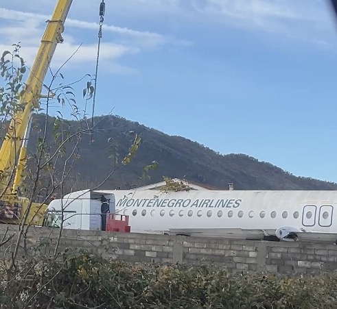 Posljednji avion Montenegro Airlinesa biće pretvoren u restoran