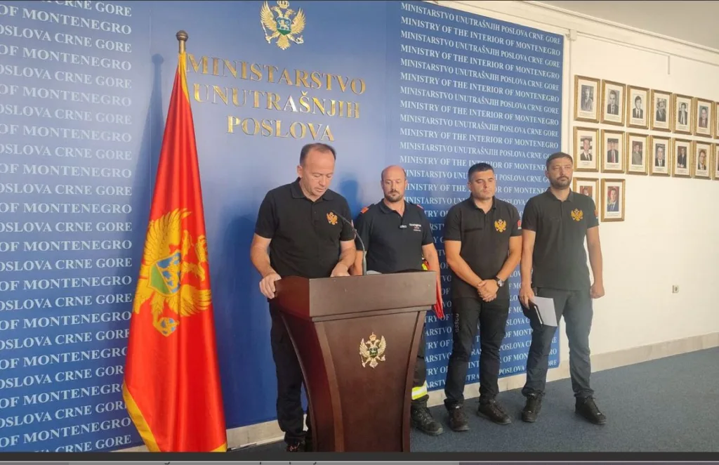 Tmušić: Najugroženija područja Pipera i Kuča, angažovano 42 vatrogasaca; Gruber: Misija pokazatelj solidarnosti zemalja EU