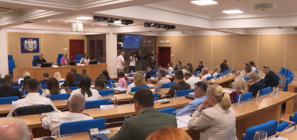 (VIDEO) Odbornici vlasti za Gradsku: Lokalna vlast stabilna i trajaće do kraja mandata