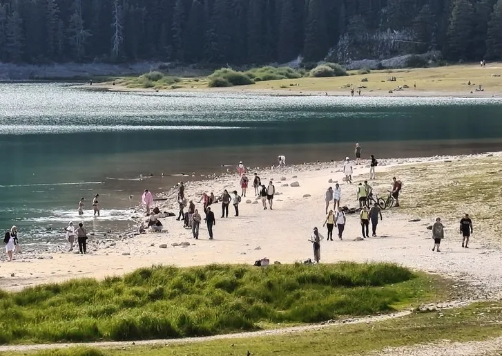 Aktivni odmor i pješačenje, vožnja čamcima, kajacima i biciklima i ukusi domaće hrane obilježeli Dan NP Durmitor