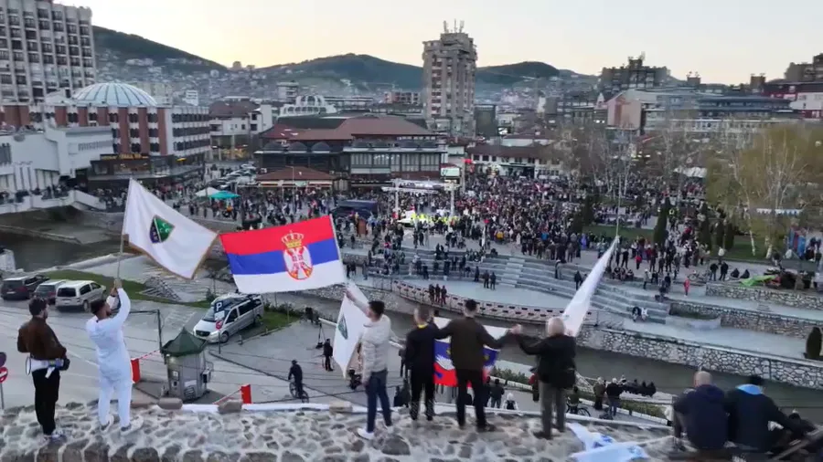 Studenti i građani Novog Pazara blokirali magistralni put ka Crnoj Gori