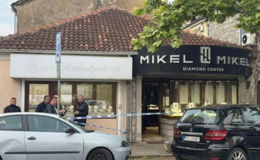 Svjedoci pljačke zlatare u Podgorici opisali dramatične scene: Došli za burme, dočekao ih pištolj