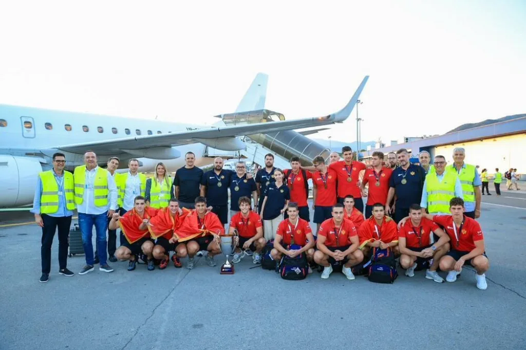 Zlatni vaterpolisti doputovali u Crnu Goru