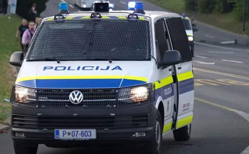 U Sloveniji učenik izbo učenicu nožem