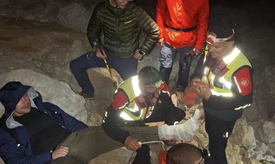 Četvoro poljskih državljana spašeno na Durmitoru, jedan povrijedio nogu