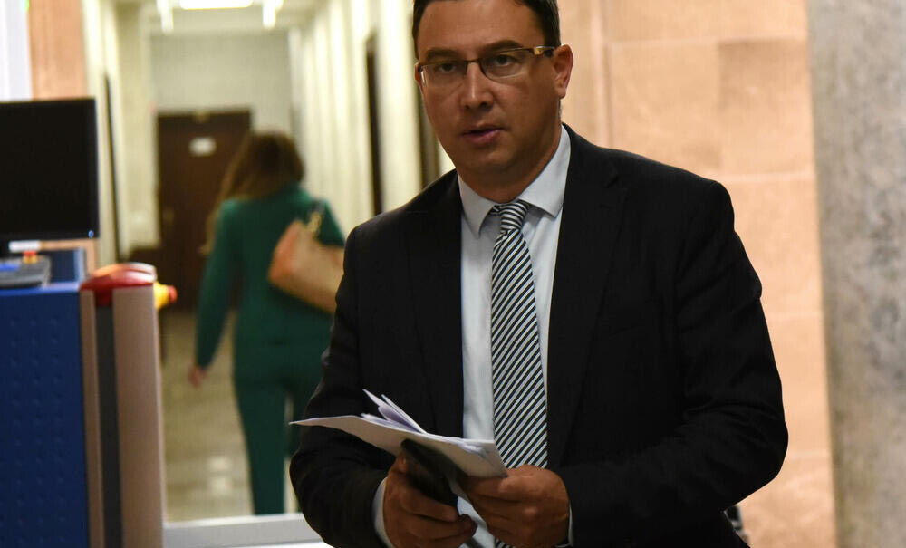 Bojović: Smanjenjem računa za struju neće se postići rješavanje problema za ljude koji već decenijama žive u ekocidu