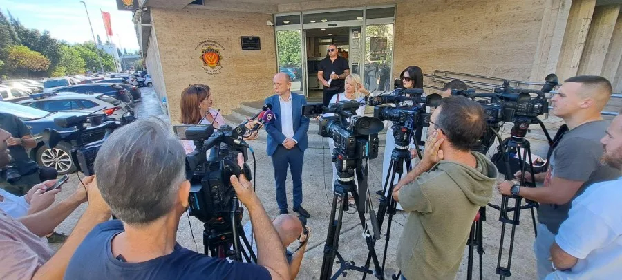 Knežević dao izjavu po prijavi Dragićevića: Osjećam se kao Tramp, ostalo je još da pucaju na mene