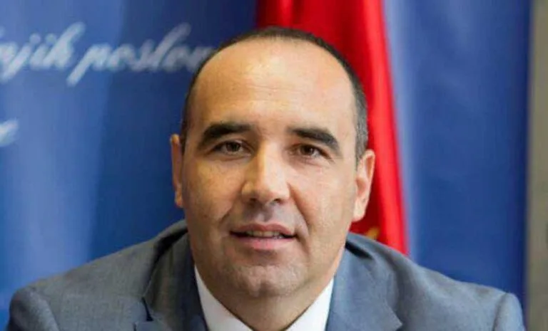 SDT blokirao stan Draga Spičanovića u Baru