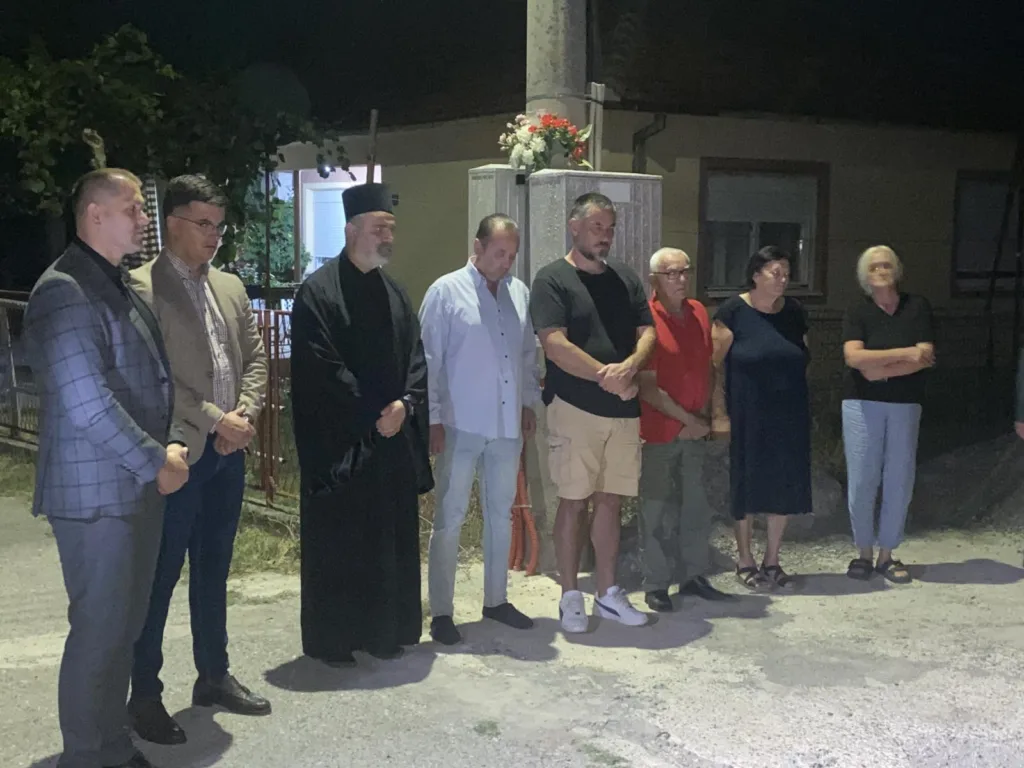 Dvije decenije od ubistva Slavoljuba Šćekića: Šaranović i Šćepanović zapalili svijeću i odali počast